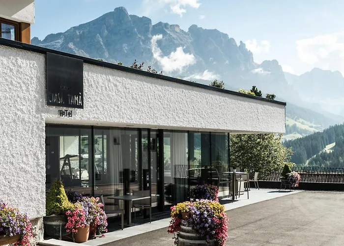 Hotel Ciasa Tamá La Villa 
